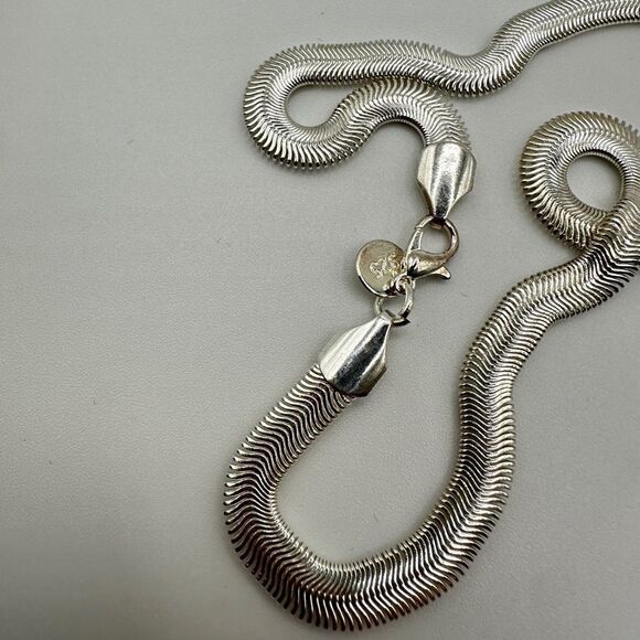 NWOT Silver plated, 19” snake bone chain, 7mm thick - Picture 3 of 7